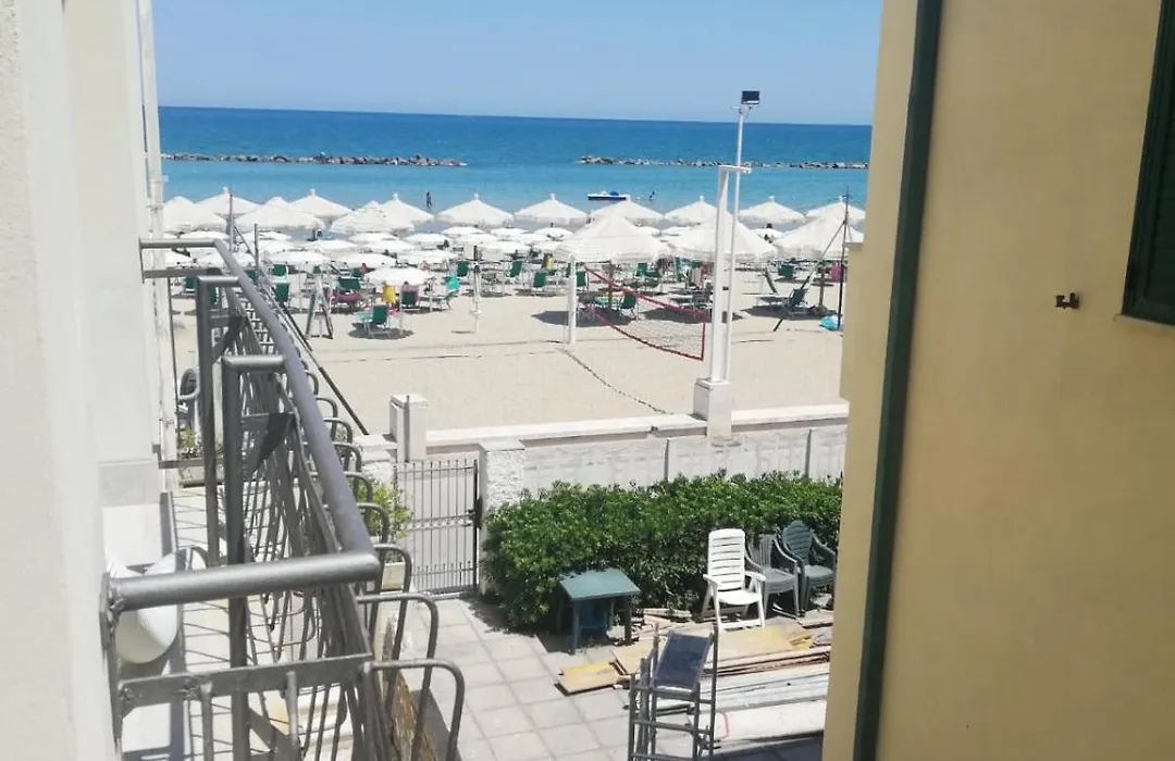 Casa De Mar-1